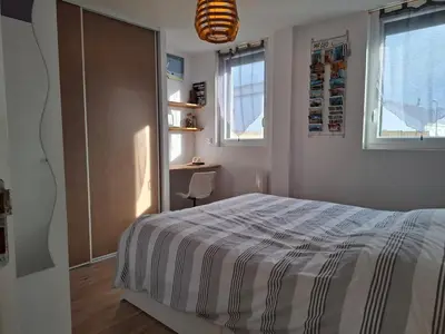 Un ou plusieurs lits dans un hébergement de l'établissement St Marc proche plage, 3chambres