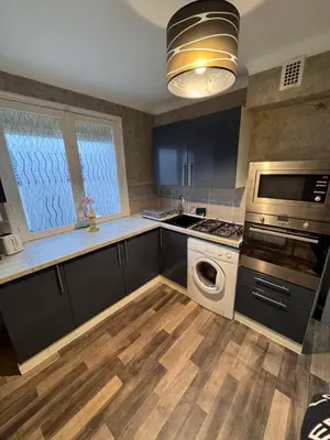 Cuisine ou kitchenette dans l'établissement Maison des rivages 3 chambres