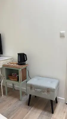 Télévision ou salle de divertissement dans l'établissement Le Logis du Petit Lay