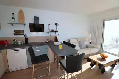 Cuisine ou kitchenette dans l'établissement La Falaise by TAH - Face mer avec grande terrasse