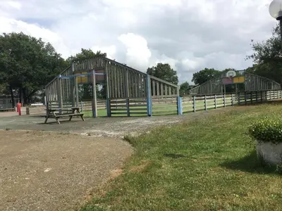 Plan de l'établissement Loggia Confort Clim 2ch 5per Puy du Fou