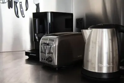 Télévision ou salle de divertissement dans l'établissement Duplex Vue mer Saint Marguerite