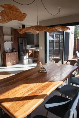 Cuisine ou kitchenette dans l'établissement Villa avec piscine, Sainte Marguerite