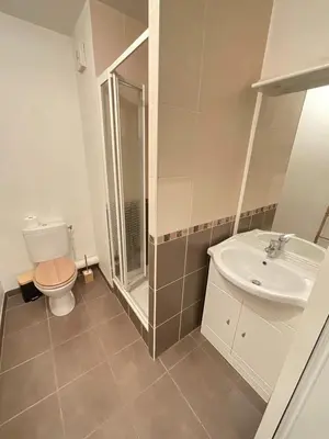 Salle de bains dans l'établissement Petit Mayence - Studio hyper-centre au calme