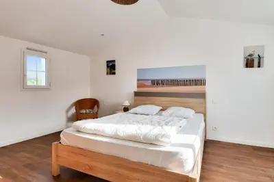 Un ou plusieurs lits dans un hébergement de l'établissement Maison moderne à 80m de la plage - 6 personnes