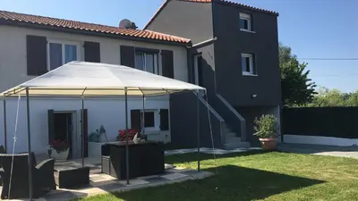 Jardin de l'établissement Gite Au Cheval D'or