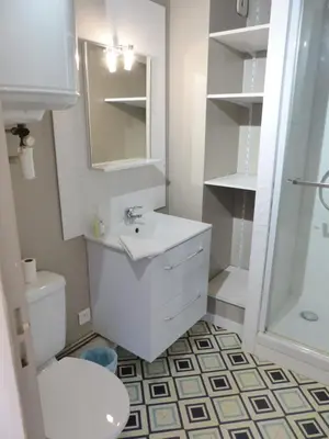 Salle de bains dans l'établissement 3 Rois - Joli studio 2 pers