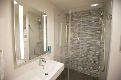 Salle de bains dans l'établissement Maubreuil Séminaires