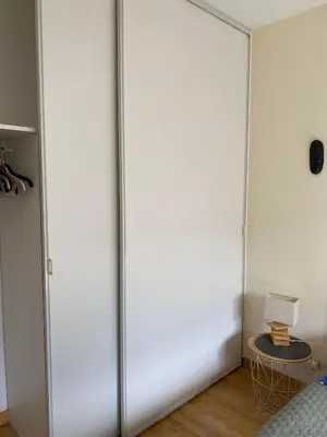 Plan de l'établissement Chambre chez l'HABITANT appartement partagé sauf salon