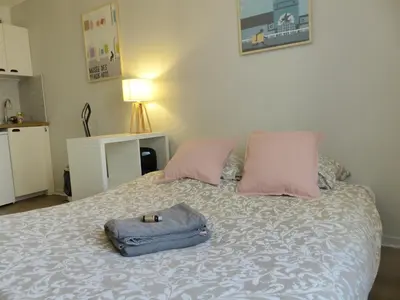 Un ou plusieurs lits dans un hébergement de l'établissement Bonnefoy - Studio centre ville