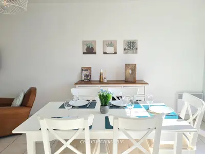 Coin salon dans l'établissement La Balière T3 rénové terrasse 20min du Puy duFou