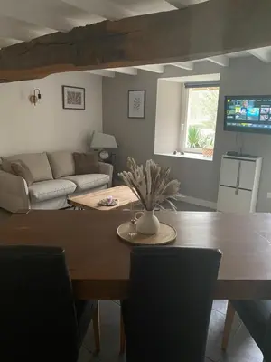 Coin salon dans l'établissement les rives du Lay gîte Joly