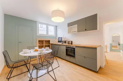 Cuisine ou kitchenette dans l'établissement Le Waterloo - Au coeur de Nantes