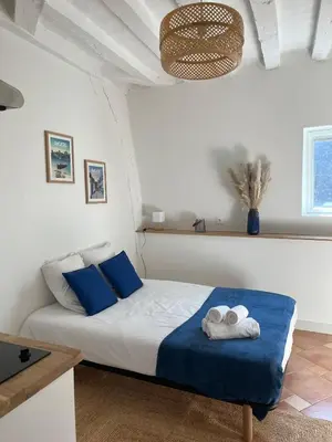 Un ou plusieurs lits dans un hébergement de l'établissement Studio Centre Angers 2 personnes