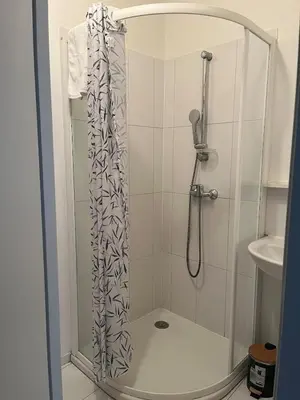 Salle de bains dans l'établissement Studio Centre Angers 2 personnes