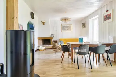 Coin salon dans l'établissement Maison avec jardin pour 4 - 800m de la plage