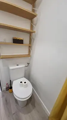 Salle de bains dans l'établissement Le CoCon Nantais 2pers Wi-Fi TV