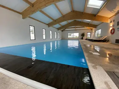 Piscine de l'établissement Chalet pour 6 à St-Hilaire - Piscine chauffée ou située à proximité