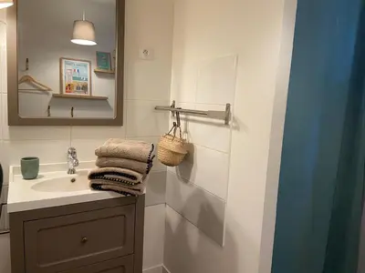 Salle de bains dans l'établissement La Bohème ô coeur du centre ville