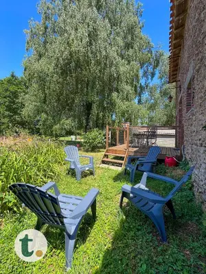 Jardin de l'établissement Tranquiloue - Maison paisible à 7min du PuyduFou