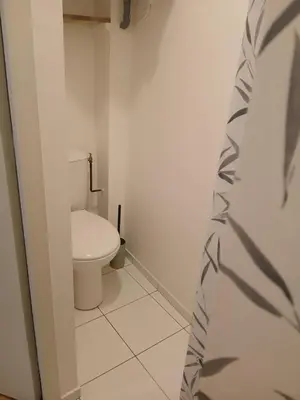 Salle de bains dans l'établissement Studio CENTRE VILLE ANGERS 1ER ETAGE - 2 PERSONNES