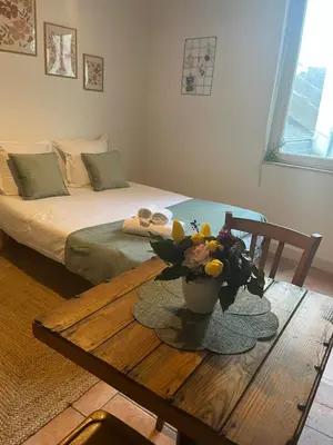 Un ou plusieurs lits dans un hébergement de l'établissement Studio CENTRE VILLE ANGERS 1ER ETAGE - 2 PERSONNES