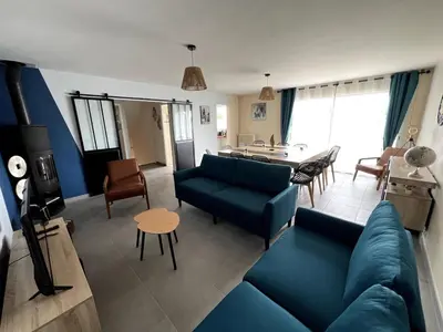 Coin salon dans l'établissement maison familiale 14 personnes