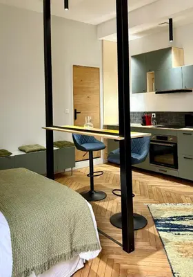 Cuisine ou kitchenette dans l'établissement id-home le St Nicolas