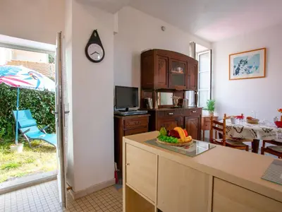 Cuisine ou kitchenette dans l'établissement Holiday Home Rose-May by Interhome