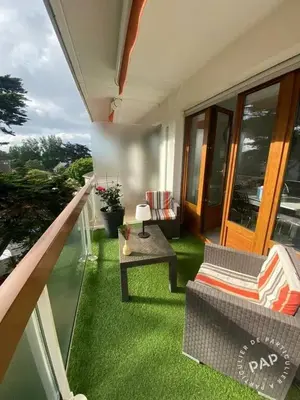 Coin salon dans l'établissement Appartement familial de 56 m², à deux pas de la mer._2