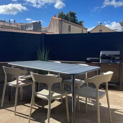 Appartement terrasse 4 à 6 adultes linge compris Les Epesses 3 min du parc PUY DU F0U