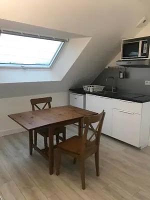 Cuisine ou kitchenette dans l'établissement Appartements à Saint Nazaire, parking gratuit