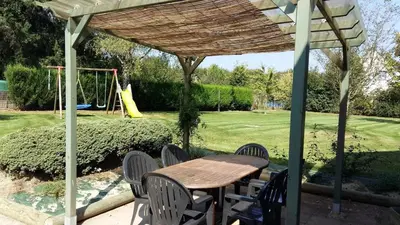 Jardin de l'établissement Gîte les 3 petits porcelets