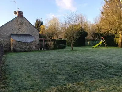 Jardin de l'établissement Gîte les 3 petits porcelets