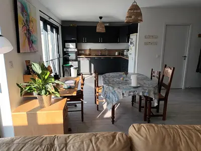 Cuisine ou kitchenette dans l'établissement Maison entre Nantes et l'océan