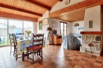 Plan de l'établissement Maison avec jardin à 400m de la plage des Sableaux