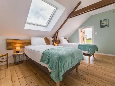 Un ou plusieurs lits dans un hébergement de l'établissement Maison de Campagne au Calme avec Terrasse, 3 Chambres - FR-1-306-1300