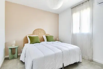 Un ou plusieurs lits dans un hébergement de l'établissement Belle maison pour 8 - 300m de la plage - Terrasse