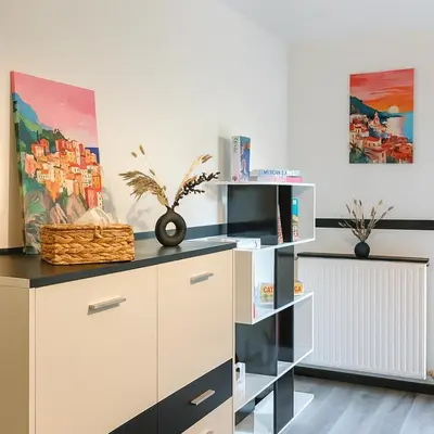 Cuisine ou kitchenette dans l'établissement T2 paisible avec balcon verdoyant