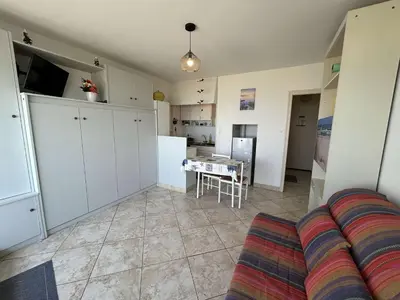 Cuisine ou kitchenette dans l'établissement Studio bord de mer avec parking - Saint-Jean-de-Monts - FR-1-224C-347