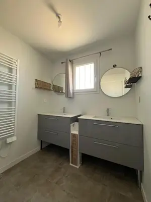 Plan de l'établissement Location maison balnéaire 8 couchages 50m plage du Cormier