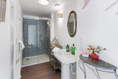 Salle de bains dans l'établissement La Basse Ménantie - Haut de gamme & Spacieuse
