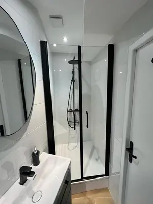Salle de bains dans l'établissement Victor Hugo - ANGERS