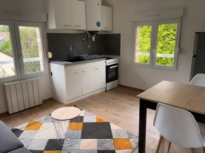 Cuisine ou kitchenette dans l'établissement Appartement T3 - Plage à 500m