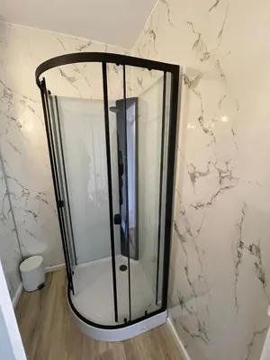 Salle de bains dans l'établissement Charmant T2 rénové à neuf