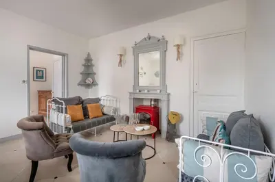 Coin salon dans l'établissement Villa pour 7 adultes, 1 enfant, a 400m de la mer