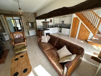 Cuisine ou kitchenette dans l'établissement Kastellbriant Cottage