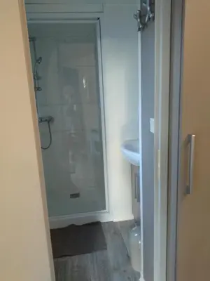 Salle de bains dans l'établissement Mobil Home