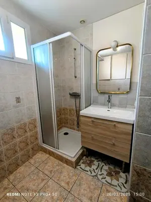 Salle de bains dans l'établissement Le Gîte du Cerisier - 8 personnes - 20mn du Parc