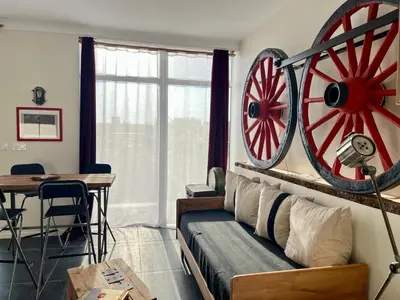 Coin salon dans l'établissement Exclusivité - La Maison à Vapeur